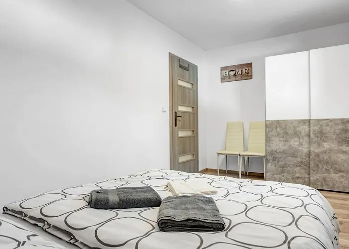 Ctyrlistek アパート Loučná pod Klínovcem